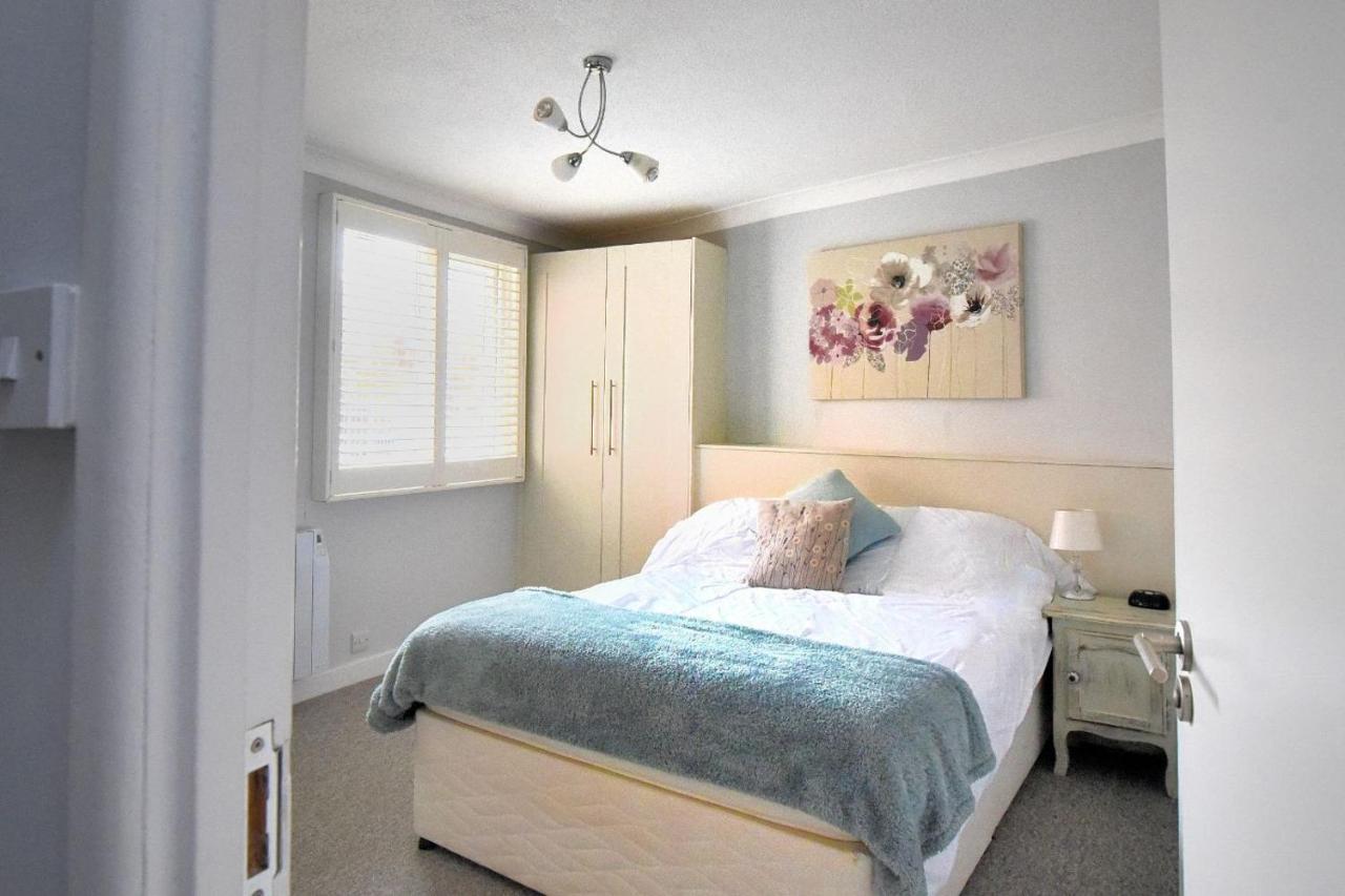 The Retreat Apartment ไลม์รีจิส ภายนอก รูปภาพ