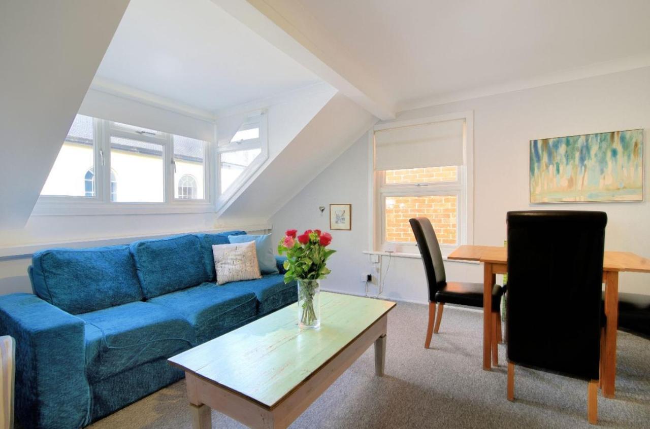 The Retreat Apartment ไลม์รีจิส ภายนอก รูปภาพ
