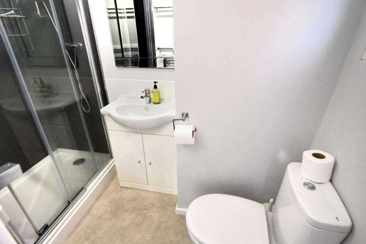 The Retreat Apartment ไลม์รีจิส ภายนอก รูปภาพ